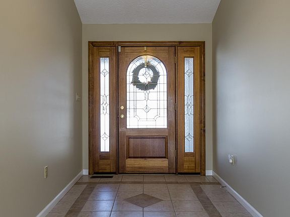 3rd image of 1823 Fair Meadow Dr