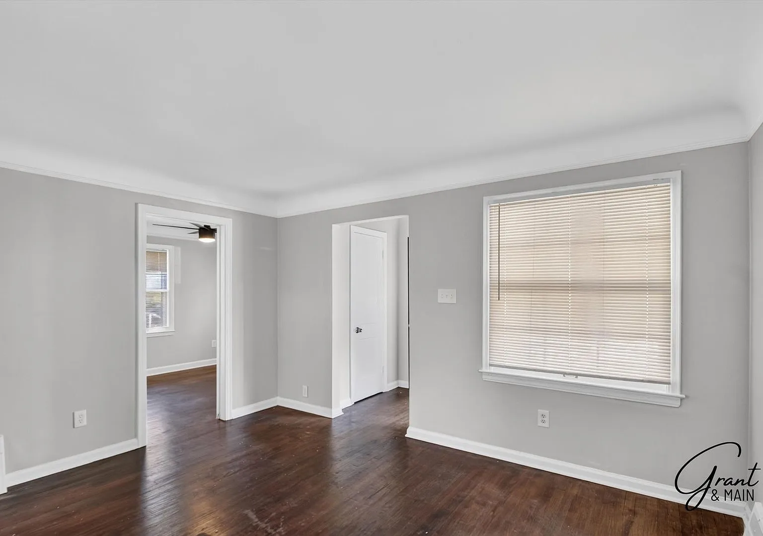 $1,400 3 Bedroom - 1 Bath - Redford — Photo 4