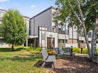 4530 Park Commons Dr APT 213, Saint Louis Park, MN 55416