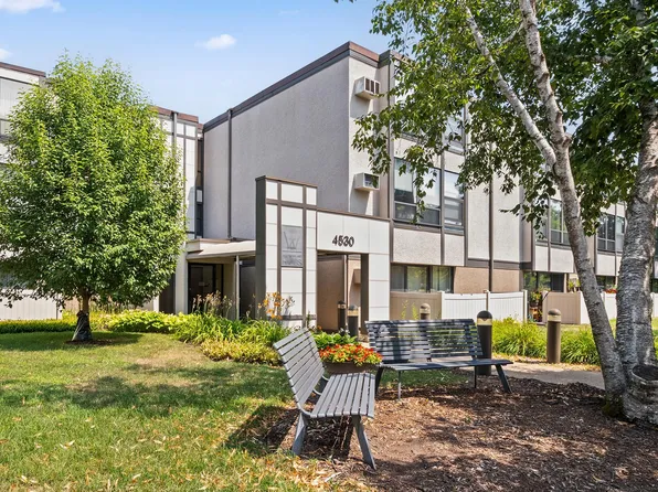 4530 Park Commons Dr APT 213, Saint Louis Park, MN 55416