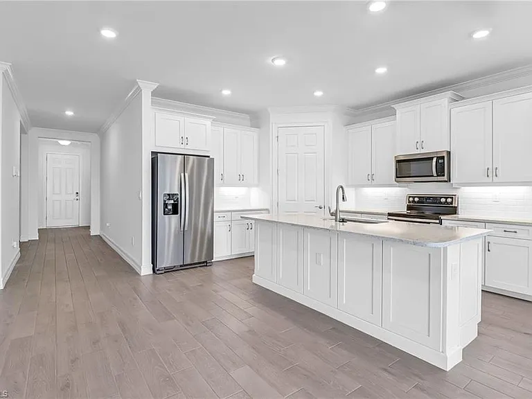 317 Spiaggio Ct — Photo 20