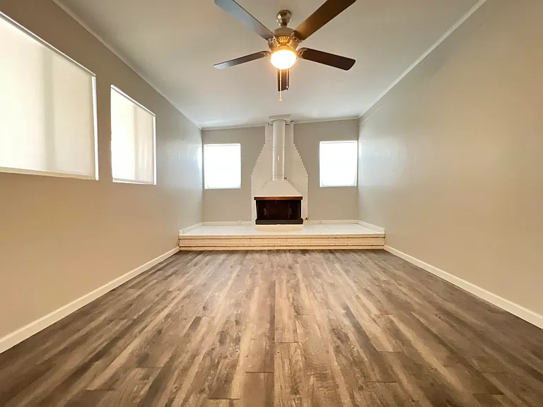 408 Ramona Ave — Photo 13