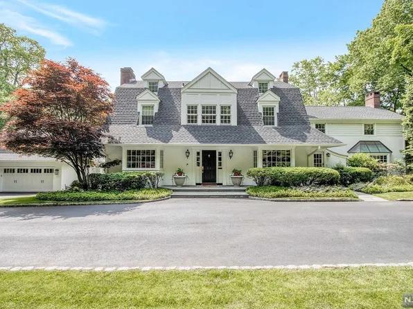 31 Old Smith Rd, Tenafly, NJ 07670