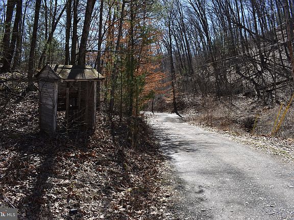 3rd image of Prather Ln