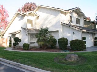 1002 E Babcock Ave, Visalia, CA 93292