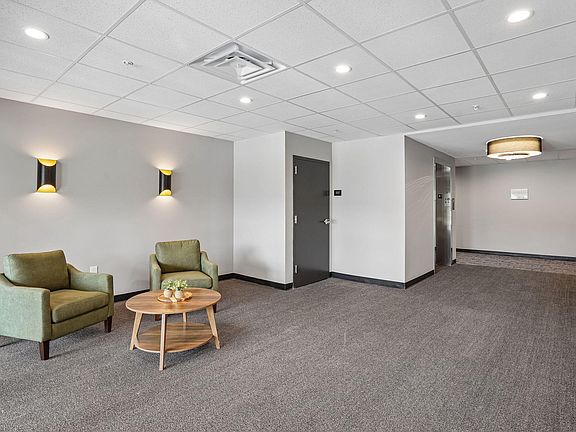4th image of 2645 Burton Rd #3-2