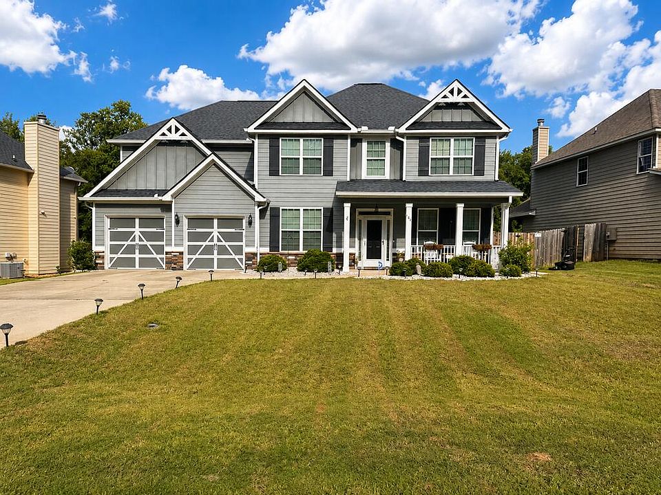 1st image of 184 Cedar Way
