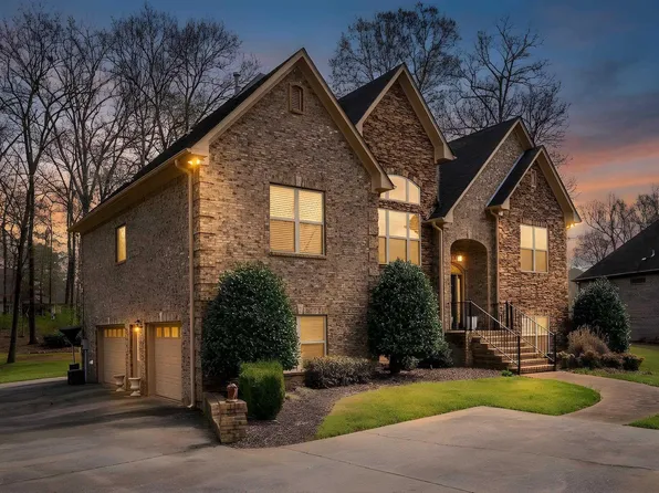 120 Flagstone Dr, Chelsea, AL 35043