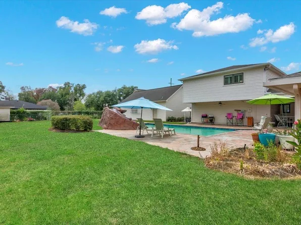 6385 Gladys Ave, Beaumont, TX 77706