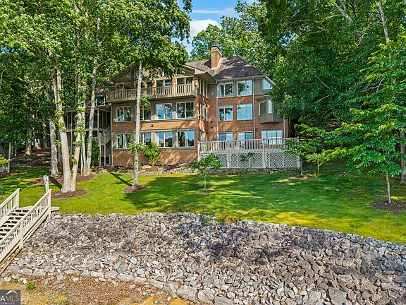 3rd image of 6576 Yacht Club Rd