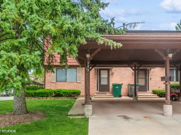 545 Apache Trl Unit 545, Wheeling, IL 60090