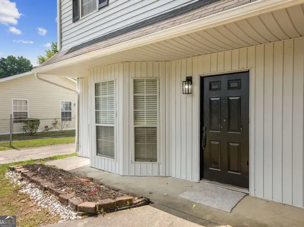 3522 Ten Oaks Ct, Powder Springs, GA 30127