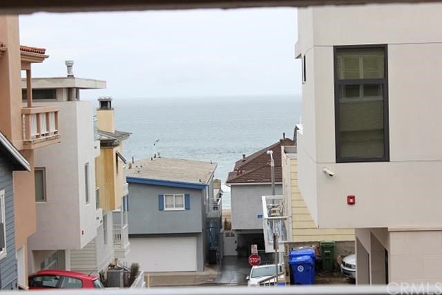 1st image of 3012 Manhattan Ave #A