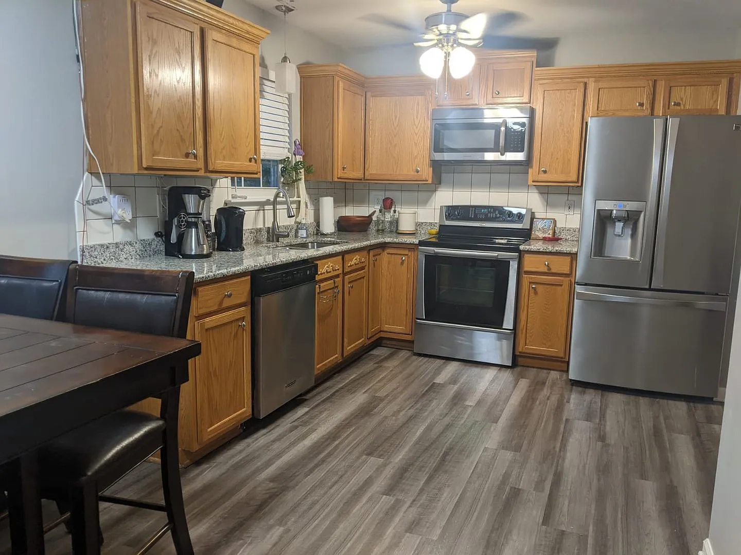 Room in 5 Bedroom Home at Nevin Rd — Photo 4