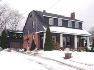 125 Point Dr N, Dunkirk, NY 14048