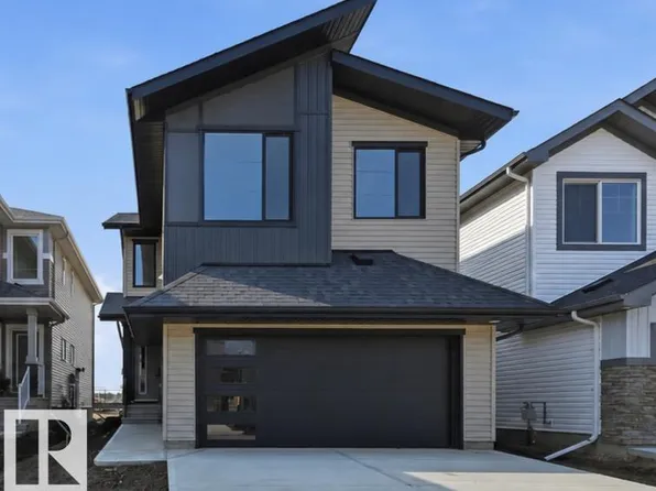 935 18th Ave NW, Edmonton, AB T6T 2N2