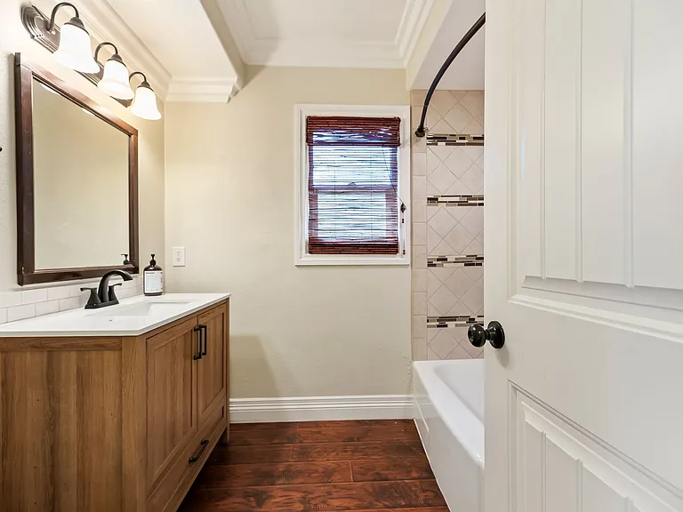 4570 Emerson St — Photo 31