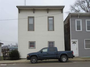127 S Main St, Pearl City, IL 61062