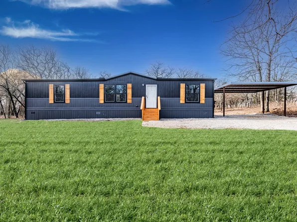 300 Huddleston Rd, Sunset, TX 76270