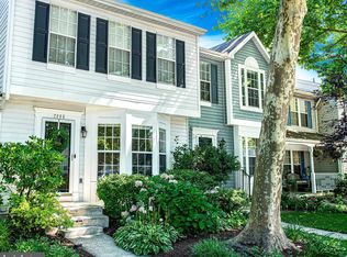 2006 Masters Dr, Baltimore, MD 21209