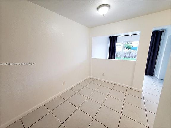 3rd image of 4715 SW 43rd Ter #Terrace471