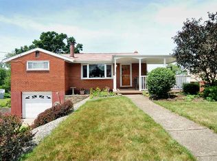 290 Ewings Mill Rd, Coraopolis, PA 15108