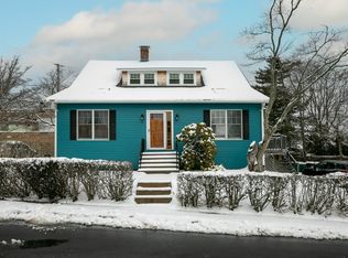 12 Ledyard St #2.5, Newport, RI 02840