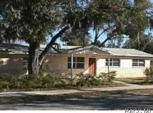 20683 Park Ave, Dunnellon, FL 34431