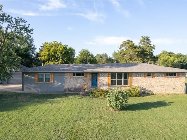 1032 Taylor Ln, Alma, AR 72921