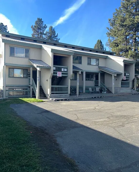 304 McBride St #102
