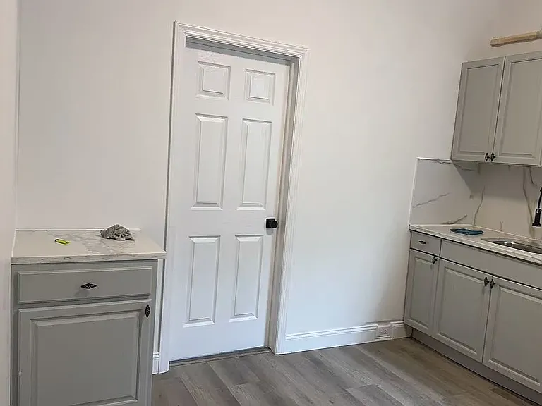 60-23 54th Pl #1R — Photo 5