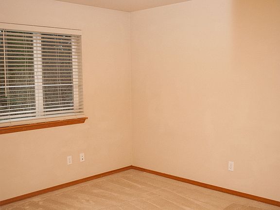 2nd image of 5026 119th St NE #D