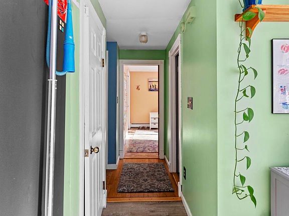 5th image of 52 Colley Hill Road