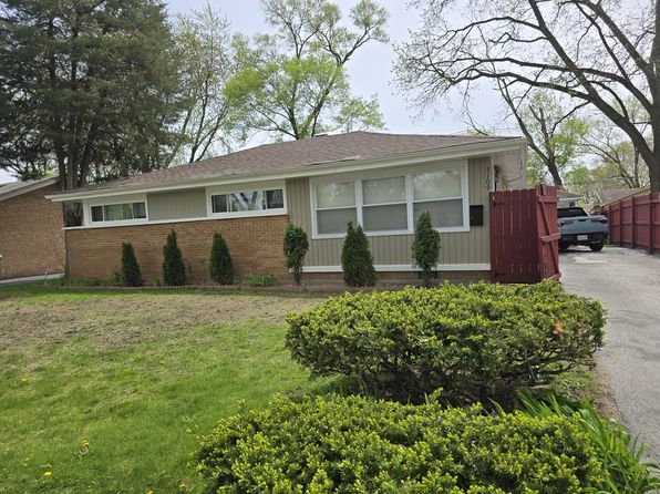 3109 Sussex Ave, Markham, IL 60428