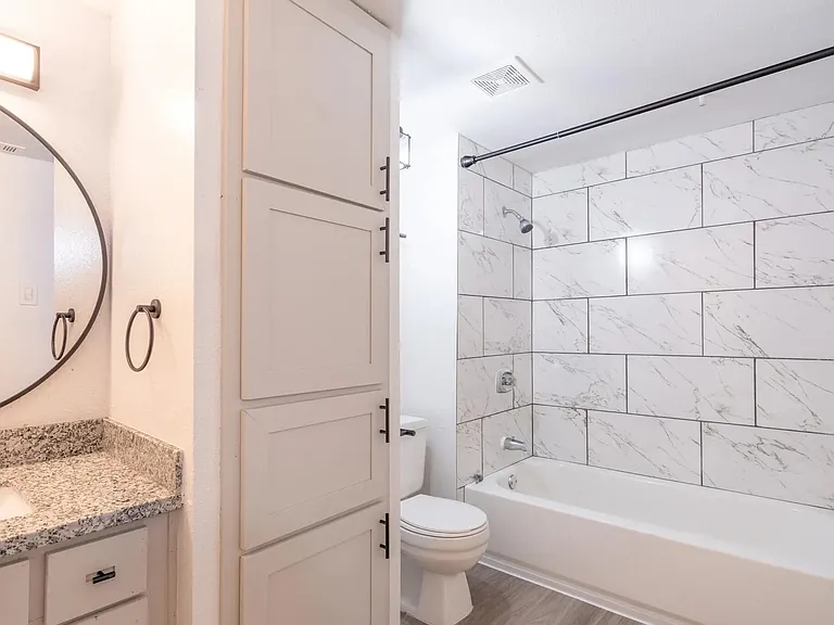 Skylar Pointe — Photo 16