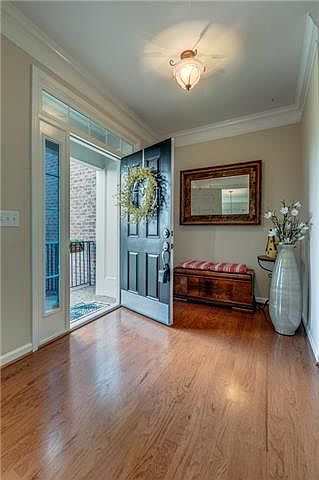 2nd image of 1020 Stone Ridge Dr