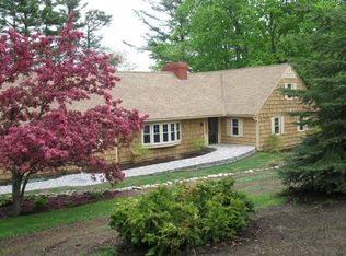 374 Main St, Springvale, ME 04083