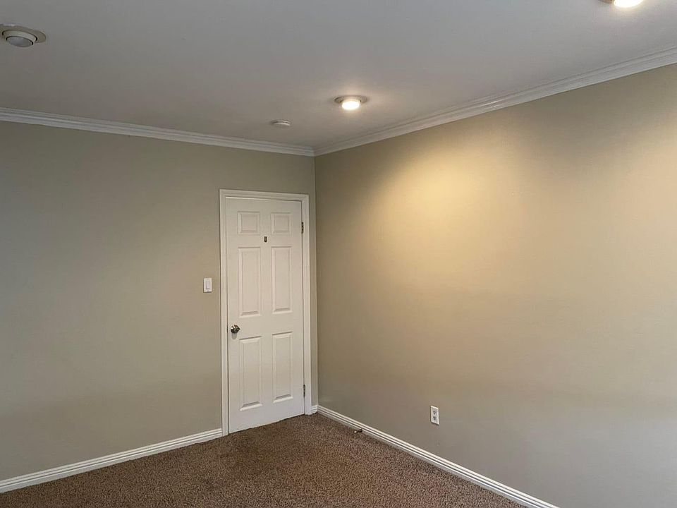 1st image of 6647 Blewett Ave