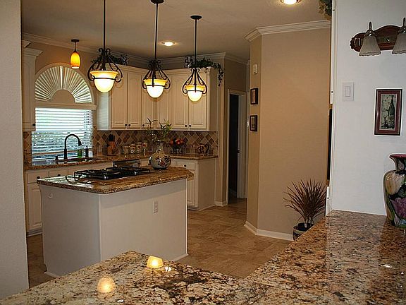 4th image of 17523 Indian Springs Ct