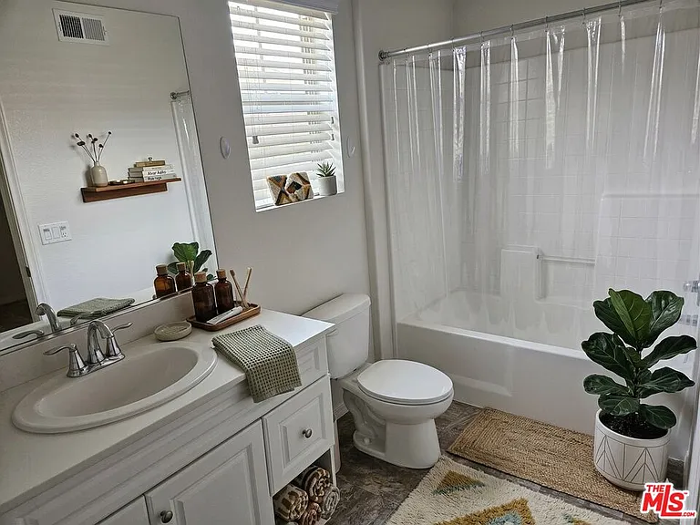 7256 N Cherry Ln — Photo 7