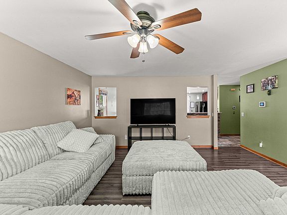 5th image of 200 Fernwood Rd