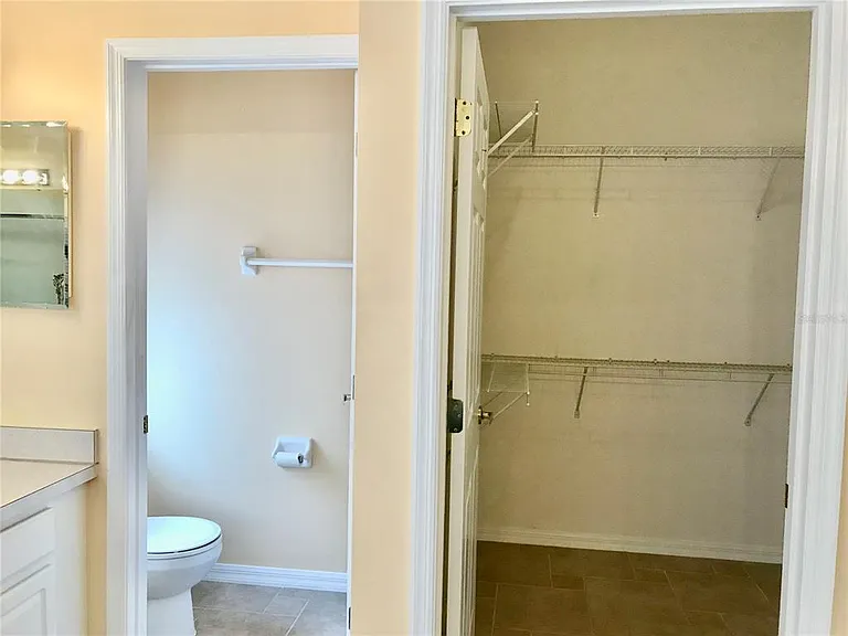 124 Easton Cir — Photo 17