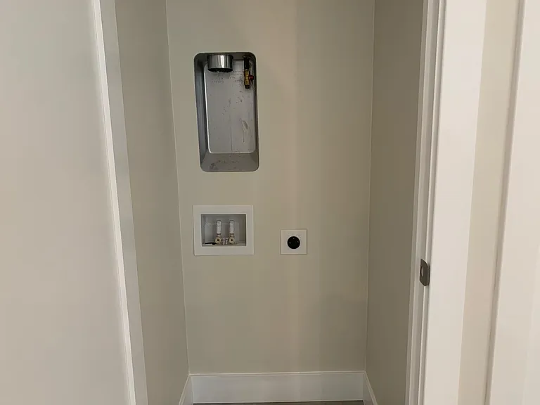 2101 Raleigh Cir #200 — Photo 11