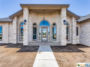 813 Niki Rd, Salado, TX 76571