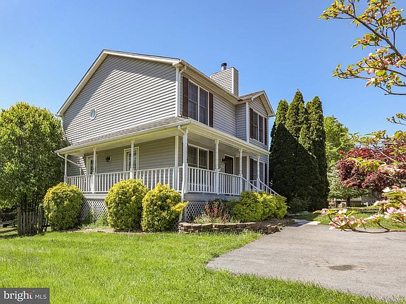 5th image of 109 Woodys Pl