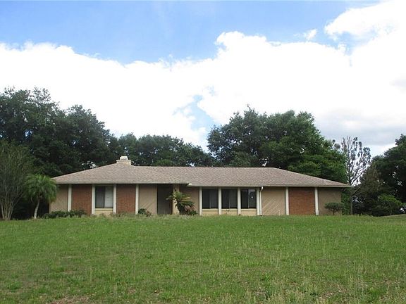 2nd image of 1899 Long Pond Dr
