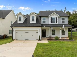 5305 Ridgefall Rd, Greensboro, NC 27410