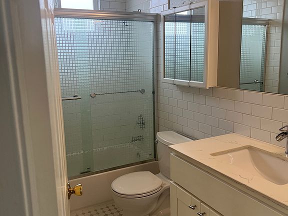 4th image of 155 Brighton Rd APT 6
