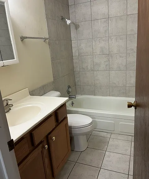 2303 Demington Ave NW #5 — Photo 4