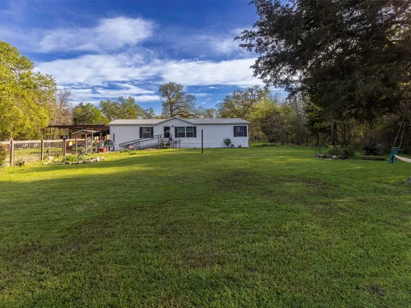 1547 Shady Woods Dr, Quinlan, TX 75474